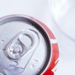 炭酸飲料の良い効果と健康への害について